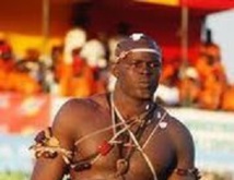 Less 2 répond à Pakala : «Qu'il se taise, c'est un poltron» Less 2 répond à Pakala : «Qu'il se taise, c'est un poltron»