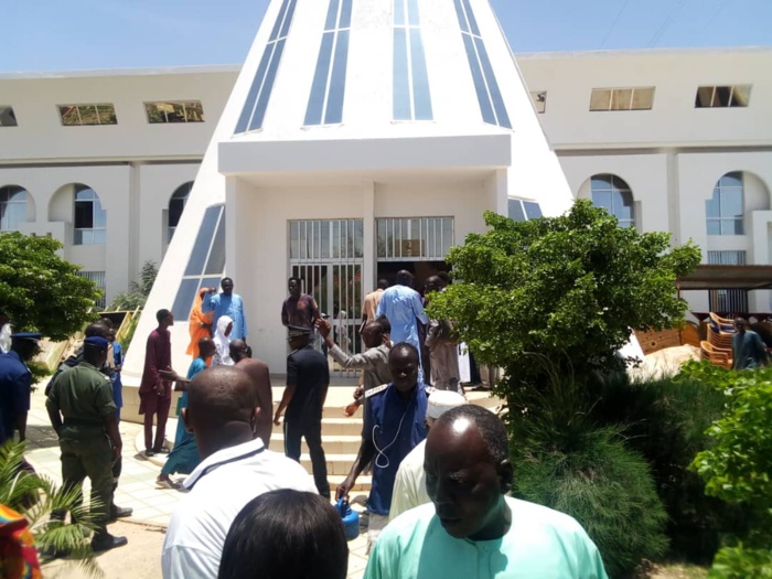 Scandale à la maire de Touba Mosquée : L’Armp casse un marché de 378 millions FCFA Scandale à la maire de Touba Mosquée : L’Armp casse un marché de 378 millions FCFA