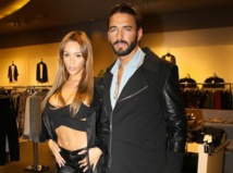 Nabilla en garde à vue, soupçonnée d'avoir poignardé son compagnon Nabilla en garde à vue, soupçonnée d'avoir poignardé son compagnon