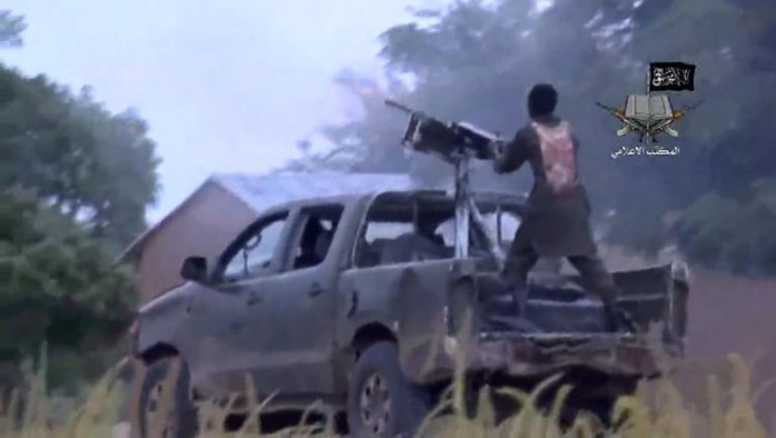 Boko Haram tue un soldat au Cameroun, s'empare d'une ville proche du Niger