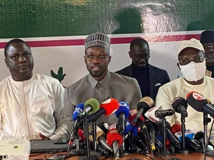 Yewwi Askan Wi face à la presse cet après-midi Yewwi Askan Wi face à la presse cet après-midi