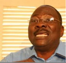 Meeting du 21 novembre : Mamou Cissé fustige le pouvoir ! Meeting du 21 novembre : Mamou Cissé fustige le pouvoir !