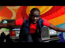 Pape Diouf chasse EBOLA Pape Diouf chasse EBOLA