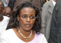 Insolence vestimentaire: Le frère de Marème Faye hué à Diourbel Insolence vestimentaire: Le frère de Marème Faye hué à Diourbel