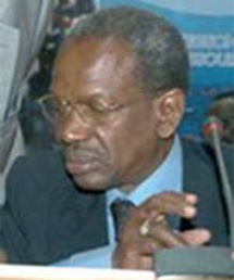 Omar Khassimou Dia : «Je vais porter plainte contre Abdou Diouf» Omar Khassimou Dia : «Je vais porter plainte contre Abdou Diouf»