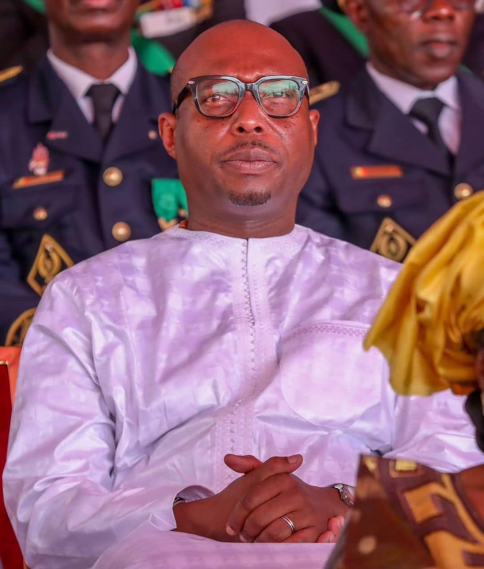 Barth explique pourquoi il a pris part au défilé ! Barth explique pourquoi il a pris part au défilé !