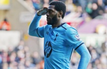 Adébayor accuse sa mère de sorcellerie et la met dehors Adébayor accuse sa mère de sorcellerie et la met dehors