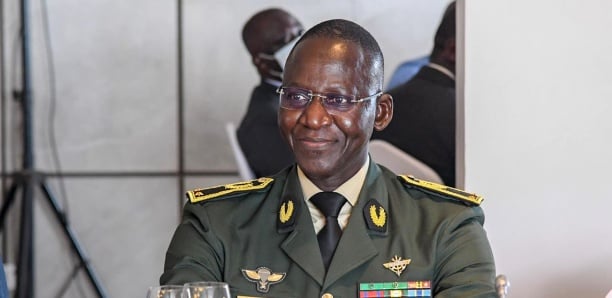 Le Général Mbaye Cissé, nouveau chef d’État-major général des Armées Le Général Mbaye Cissé, nouveau chef d’État-major général des Armées