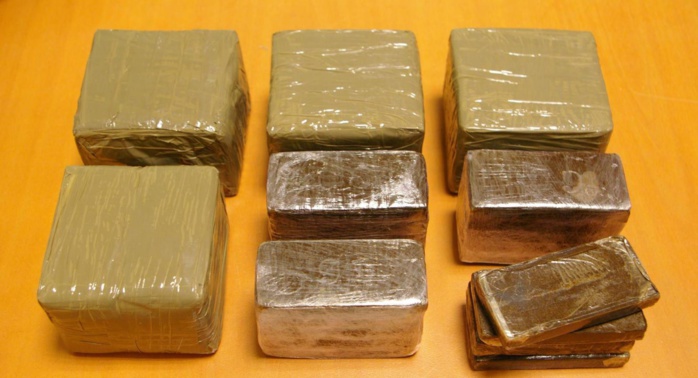 Trafic de drogue : le vol Maroc-Dakar, les trois femmes dealers, les deux GP et le colis piégé Trafic de drogue : le vol Maroc-Dakar, les trois femmes dealers, les deux GP et le colis piégé