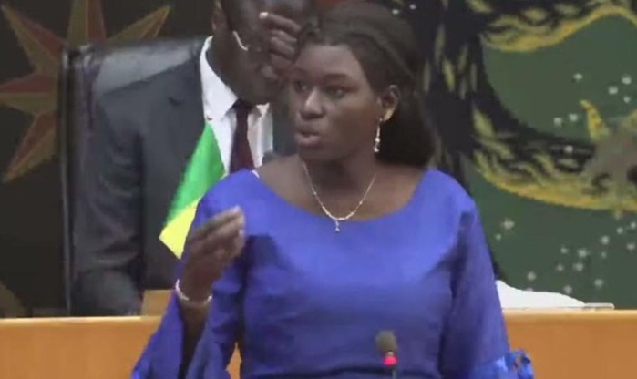 Assemblée nationale : La députée Marietou Dieng quitte Benno et rejoint les non-inscrits