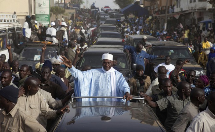 Touba : Me Wade, un vrai monstre de la mobilisation! Touba : Me Wade, un vrai monstre de la mobilisation!
