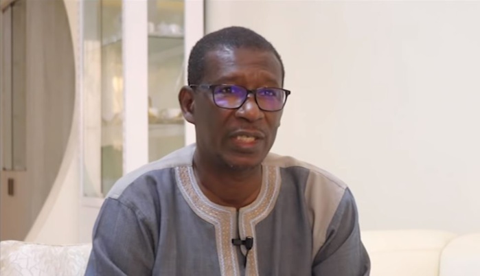 EN ROUTE SUR LE CHEMIN DE LA TYRANNIE (PAR MARY TEUW NIANE) EN ROUTE SUR LE CHEMIN DE LA TYRANNIE (PAR MARY TEUW NIANE)