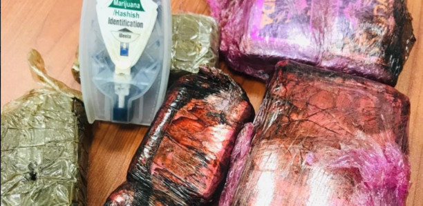 Trafic de drogue dure : La Dic arrête 3 dealers à Yeumbeul Trafic de drogue dure : La Dic arrête 3 dealers à Yeumbeul