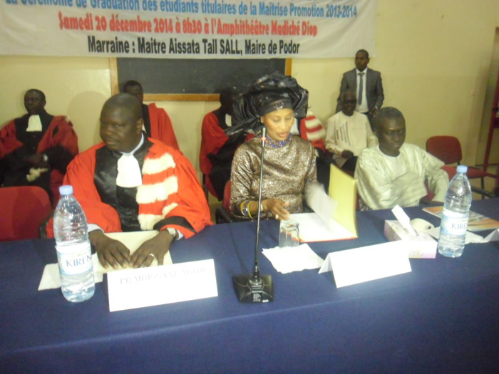 GRADUATION promotion 2013-2014 : Aissata Tall Sall marraine de la promotion