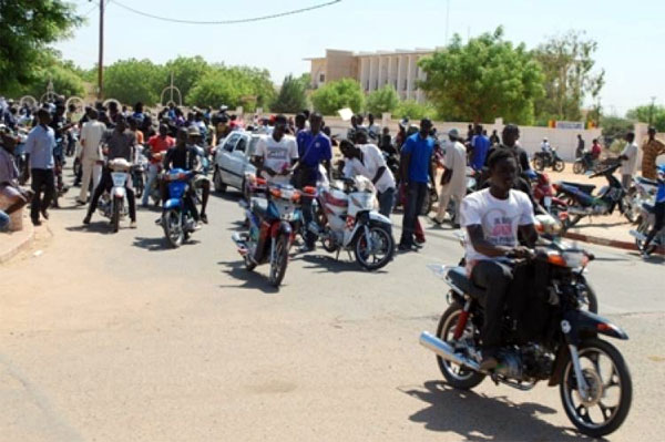 Arrêté du Gouverneur de la région de Dakar, du 29 mai 2023, portant interdiction temporaire de circulation de motos dans le Département de Dakar