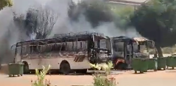 UCAD : Plusieurs bus incendiés
