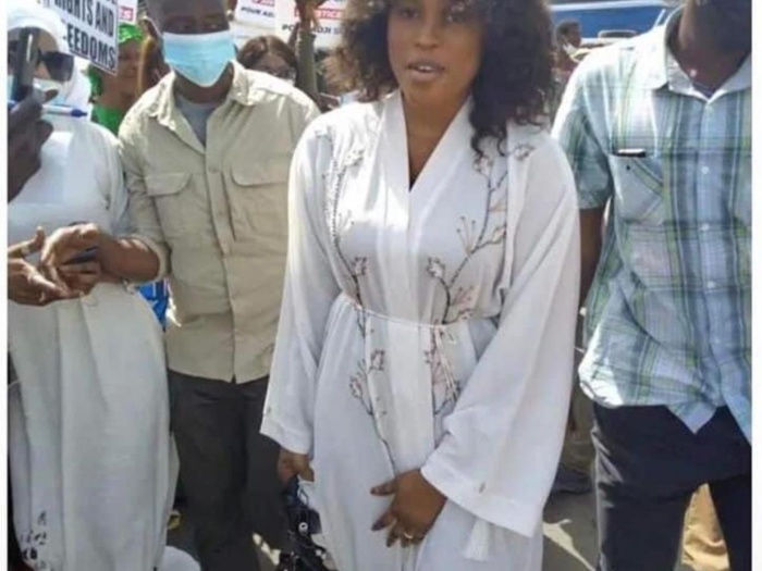 Procès contre Sonko : ce que Adji Sarr a fait la nuit suivant le verdict