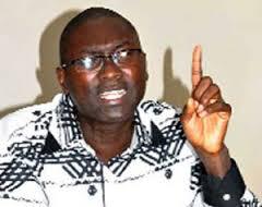 Les réformes institutionnelles ne vont pas changer la Constitution, selon Ismaïla Madior Fall