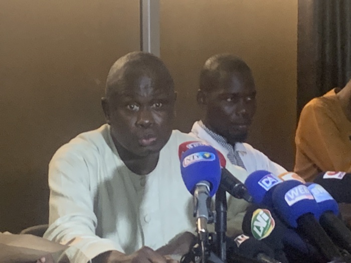 Interdiction des manif' pacifiques au Sénégal: Seydi Gassama parle de « lois dépassées et basées sur le modèle français » Interdiction des manif' pacifiques au Sénégal: Seydi Gassama parle de « lois dépassées et basées sur le modèle français »