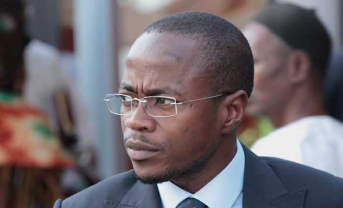 Charlie Hebdo : La(Cojer) défend Macky Sall Charlie Hebdo : La(Cojer) défend Macky Sall