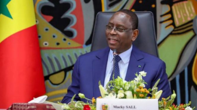 Pétition pour le 3e mandat : Macky reçoit les signataires au Palais