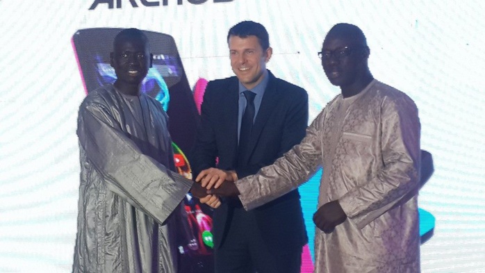 CCBM : en partenariat avec Archos, il envahit le marché du téléphone CCBM : en partenariat avec Archos, il envahit le marché du téléphone