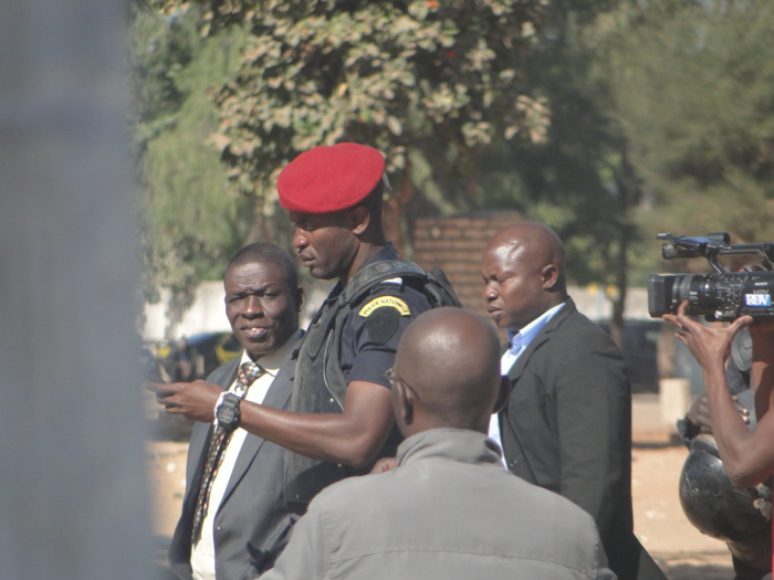 Farba Senghor jusqu'à présent entre les mains de la police..