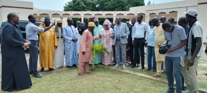 VISITE DU CHANTIER DE CONSTRUCTION/RÉHABILITATION DE L’ÉCOLE ÉLÉMENTAIRE SÉNÉGALAISE TOBACCO ROAD DE BANJUL