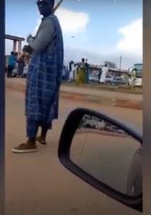 Touba: Baye Faal et policiers s'allient pour traquer les manifestants.
