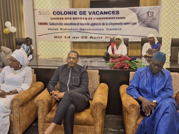 Banjul : Départs des colons de la CDC