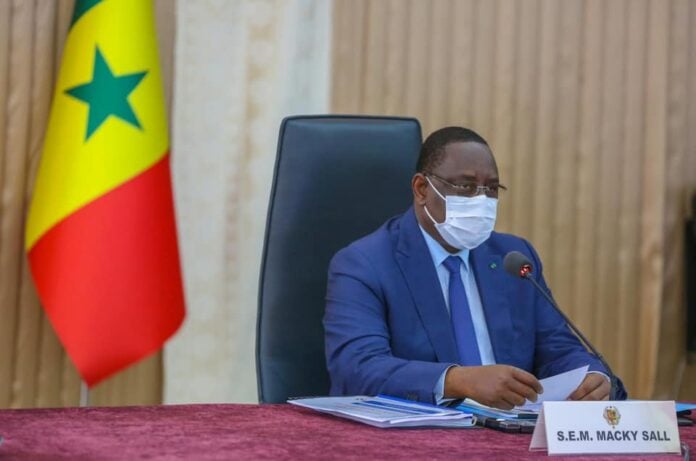Macky Sall écourte les vacances de ses ministres