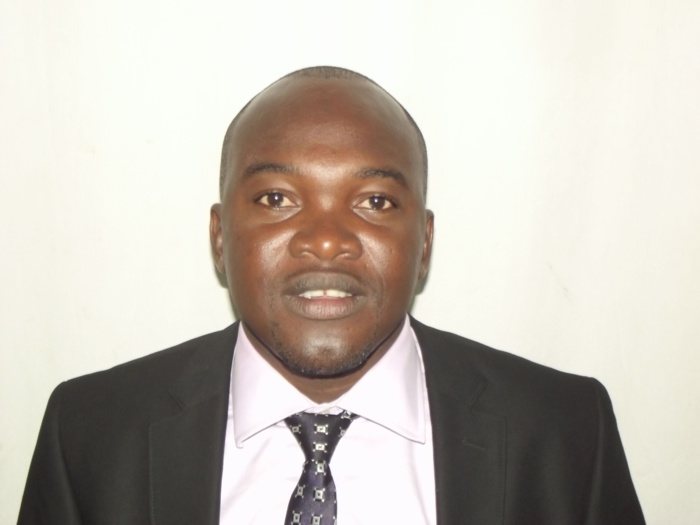 Abdoulaye BALDE ou l’attitude d’un Maire en contradiction avec les intérêts de ses mandants Abdoulaye BALDE ou l’attitude d’un Maire en contradiction avec les intérêts de ses mandants