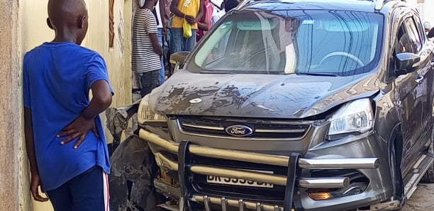 Médina : Une voiture heurte violemment deux enfants