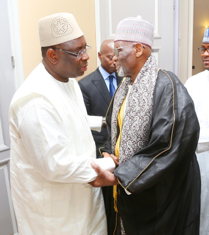 Le Khalife des Niassènes au Palais de la République