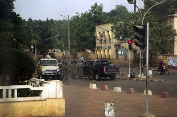 Mali : la vie reprend timidement son cours à Bamako