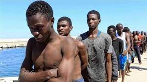 Le ministre de l’Intérieur prépare l’organisation de plusieurs vols de rapatriement des migrants sénégalais