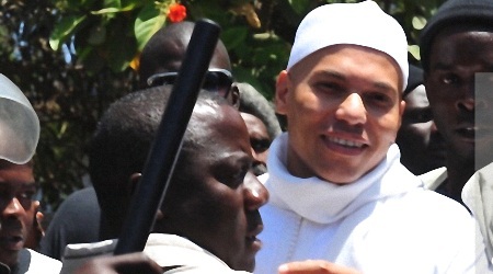 Banlieue de Dakar : les interpellations de proches de Karim se poursuivent
