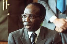 Biens de Senghor : Révélation sur la suspension de la vente aux enchères