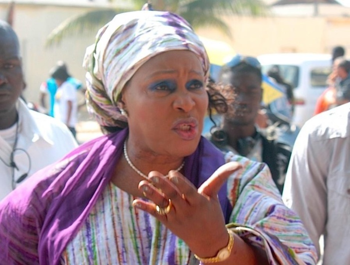 Kalifatoulaye Coulibaly réclame 20 millions FCFA à Aïda Ndiongue Kalifatoulaye Coulibaly réclame 20 millions FCFA à Aïda Ndiongue