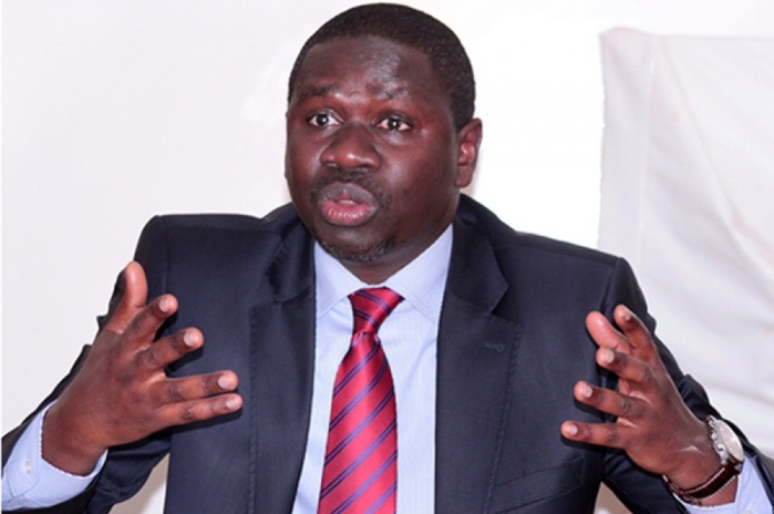 Me Oumar Youm sur (BBY) : « On ne peut pas être dedans et dehors » Me Oumar Youm sur (BBY) : « On ne peut pas être dedans et dehors »