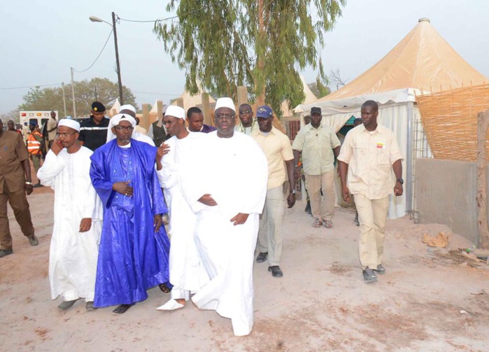 Macky Sall au "Dakaa" de Médina Gounass(Photos) Macky Sall au "Dakaa" de Médina Gounass(Photos)