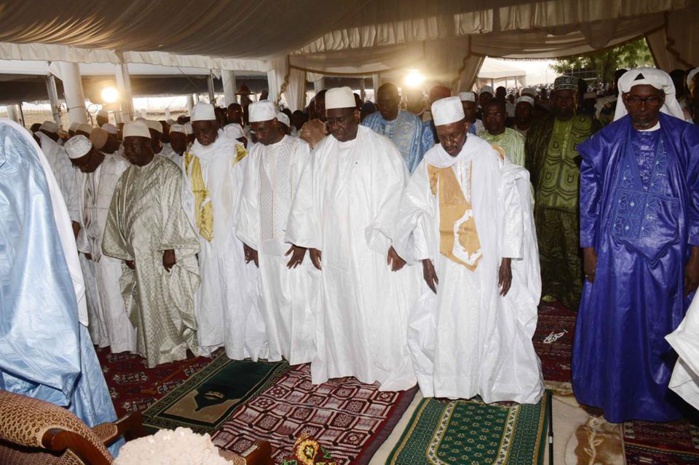 Macky Sall au "Dakaa" de Médina Gounass(Photos) Macky Sall au "Dakaa" de Médina Gounass(Photos)