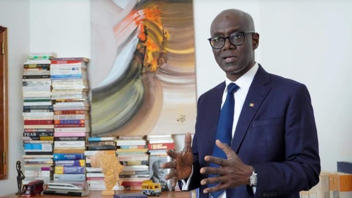 Présidentielle 2024: Thierno Alassane Sall a déposé sa caution à la CDC Présidentielle 2024: Thierno Alassane Sall a déposé sa caution à la CDC