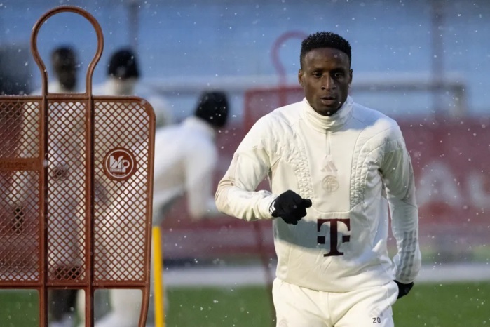 Victime d'une rupture d'un ligament croisé : Bouna Sarr est forfait pour le reste de la saison Victime d'une rupture d'un ligament croisé : Bouna Sarr est forfait pour le reste de la saison