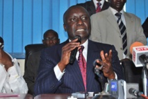 Enfin, Idrissa Seck réapparait chez (PDT) Mamadou Seck Enfin, Idrissa Seck réapparait chez (PDT) Mamadou Seck