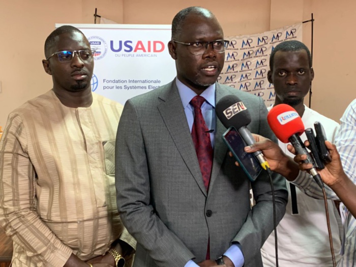 Présidentielle 2024: la DGE estime que l'amende de 138 milliards ne peut pas freiner Karim Wade