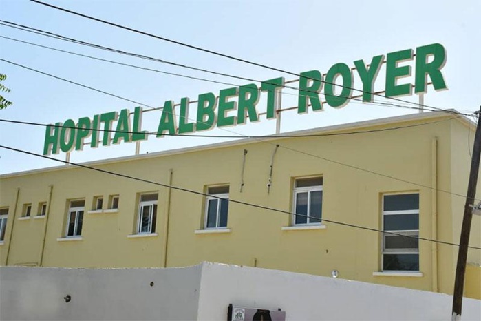 Pouponnière de Ndella Madior Diouf: 48 nourrissons évacués à Albert Royer et Gaspard Camara Pouponnière de Ndella Madior Diouf: 48 nourrissons évacués à Albert Royer et Gaspard Camara