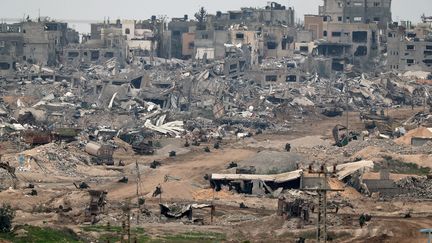 Une frappe israélienne fait 76 morts d'une même famille à Gaza-ville