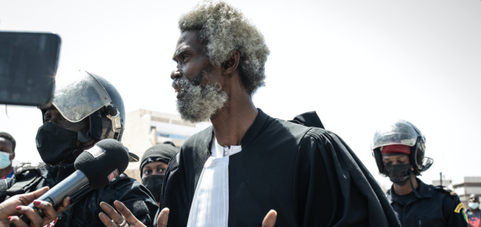 Absent au Constitutionnel : «Le mandataire de Sonko a fait un malaise» (Sadikh Top)