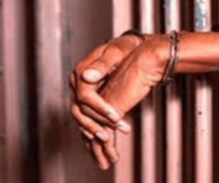 Prison de Ziguinchor : Un surveillant torture un détenu mineur à cause d’un regard furtif Prison de Ziguinchor : Un surveillant torture un détenu mineur à cause d’un regard furtif